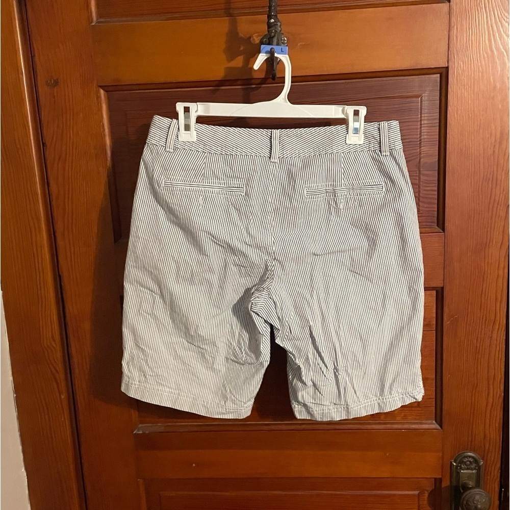 Dockers Striped Capris *make offers* - Picture 3 of 4